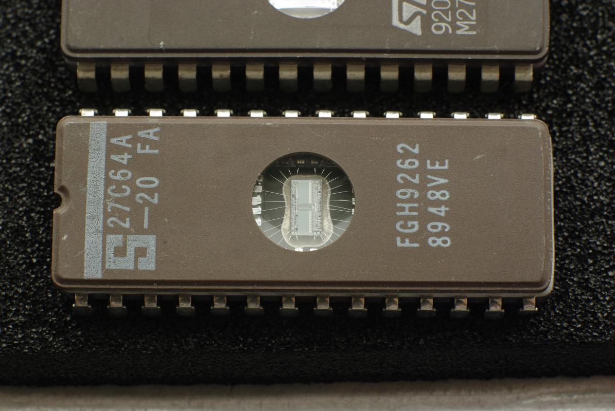 27C64A-15FA EPROM  S
